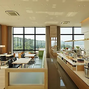 松山大街道光芒酒店 松山