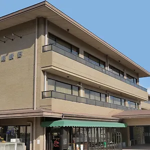 嵯峨岚山比纳里奥酒店 酒店