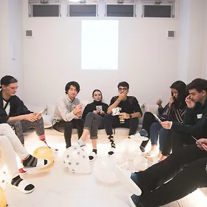 月见酒店 胶囊旅馆