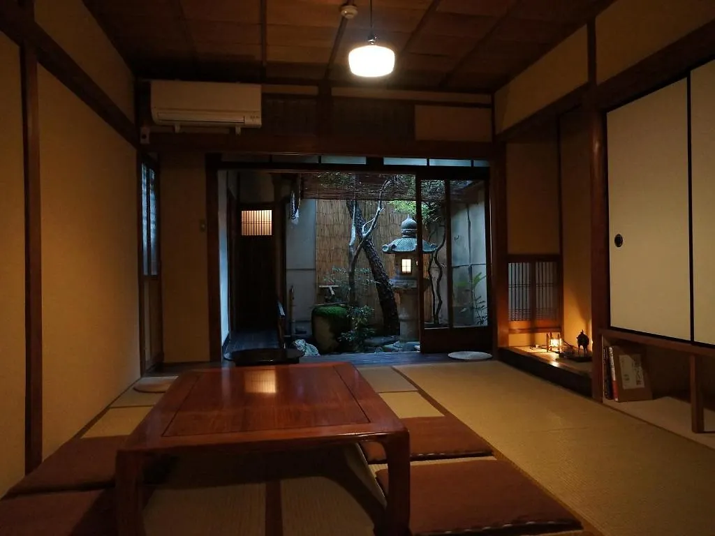 Hostal Guesthouse Itoya Kioto